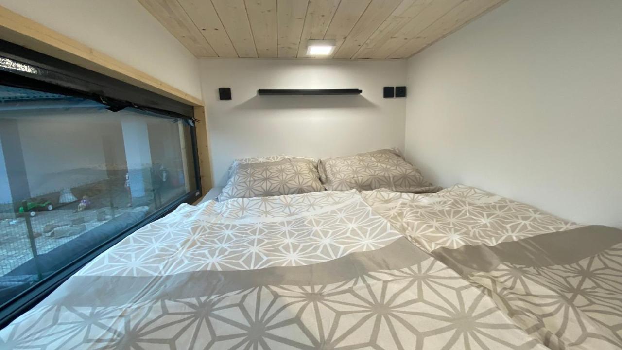 Apartamento Tiny House Pardubice Exterior foto