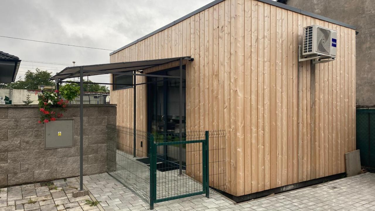 Apartamento Tiny House Pardubice Exterior foto